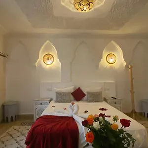 Makech Riad
